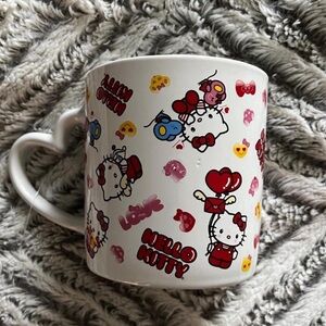 Hello Kitty Valentine’s Day Mug